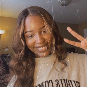 Meet your Posher, Namou!